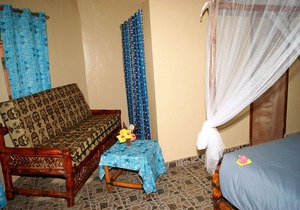 MANGO VILLAGE - A REAL TASTE OF AFRICA UNDER THE MANGO TREES
