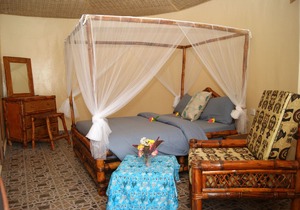 MANGO VILLAGE - A REAL TASTE OF AFRICA UNDER THE MANGO TREES