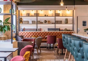 Mercure Paris Bercy Bibliotheque