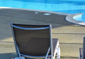 Mobil-home PMR tout confort, 200m plage, piscine, 4 pers, 2 chambres, parking, wifi, ménage inclus - FR-1-361A-42