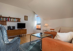 Modern Apartment “Ferienhaus Degelstein Apartment 2” with Mountain View, Wi-Fi & Balcony; Parking Available