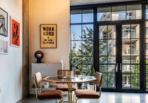 Modern Loft in the Heart of the Pearl District!