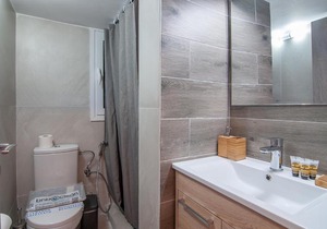 Modern Studio for 4 in Glyfada