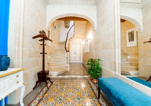 Monreal Boutique Townhouse - R024RM4