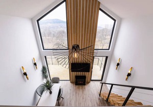 Moon Hyperion Loft 2