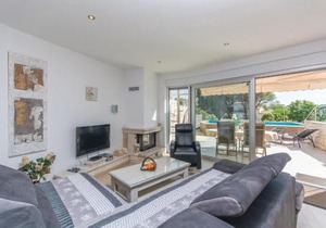 Nice Home In Sv,ivan With Wifi