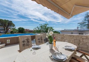 Nice Home In Sv,ivan With Wifi