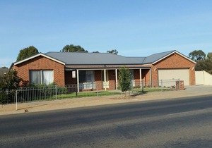 Numurkah Self Contained Apartments - The Saxton