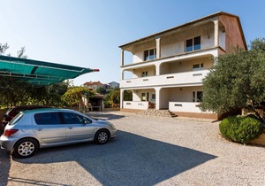 One bedroom apartment with terrace and sea view Kornić, Krk (A-5306-b)