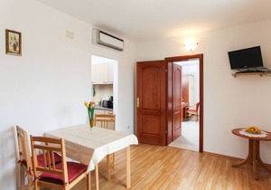 One bedroom apartment with balcony and sea view Lopud, Elafiti (A-12910-d)