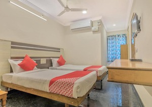 OYO 11428 Hotel Krishna's Residency