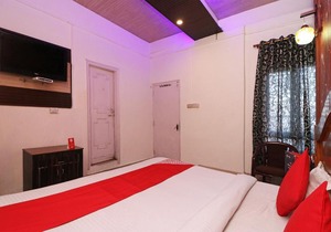 OYO 73851 Hotel Hyderabad Comfort Lakdikapul