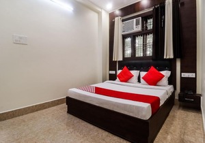 OYO 73851 Hotel Hyderabad Comfort Lakdikapul