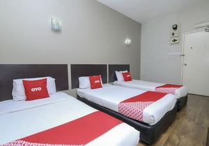 OYO 89959 Nice Stay Three Six Five Services