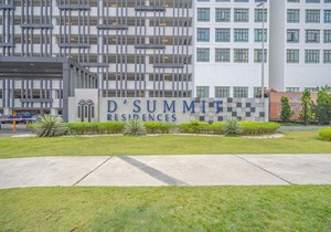 OYO 90183 D' Summit Residence 2bhk
