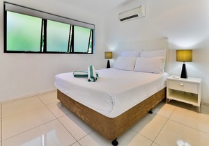 Pinnacle 8 - Seaview Apartment on Hamilton Island