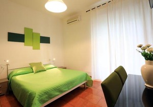 Primo Piano Guesthouse - Bari Policlinico