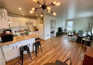 Private Apartment in Sellwood