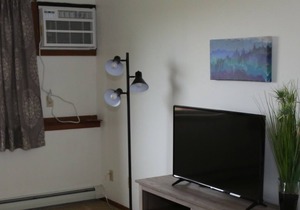 Private Furnished Apartment - Long & Short Stay in Lamberton MN