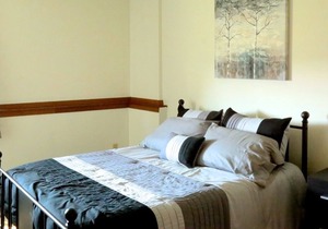 Private Furnished Apartment - Long & Short Stay in Lamberton MN
