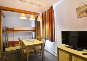 Résidence Croix Du Sud - Chaleureux studio · Cœur de station · Vue pistes · Balcon MAE-3637