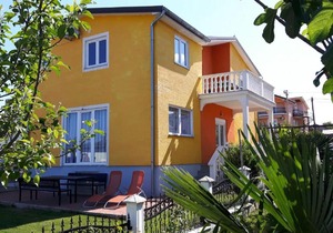 Radmani Apartments