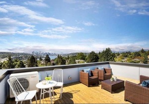 Rooftop Patio with Waterview, Private Garden & Grill 3BR 3BA- Modern Cityscape