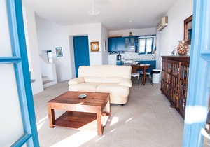 Sea view property with swimming pool ISLA summer homes