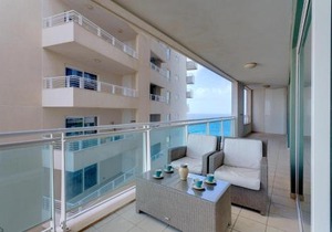 Seaview Apartment In Fort Cambridge, Sliema