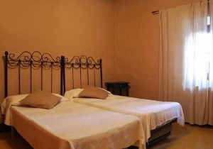 Self catering Masía Olivera for 5 people