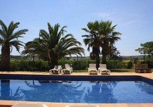 Self catering Masía Olivera for 2 people