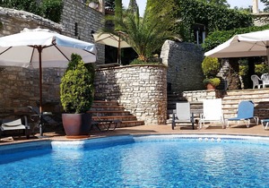 Self catering Cal Carulla for 4 people