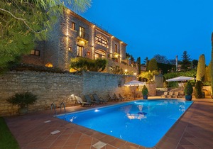 Self catering Cal Carulla for 7 people