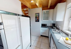 Spacious 8-person vacation home with sauna, fireplace and garden near the beach