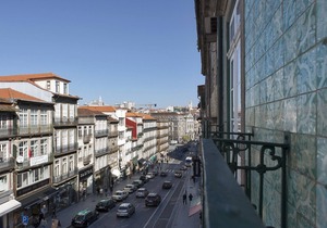 Studio with balcony in Clérigos Tower