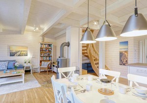 Stunning Home In Krems Iiwarderbrück