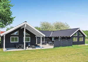 Stunning home in Tranekær with sauna