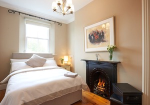 Stunning Seaview Home "Clontarf by The Sea"-3.5 miles from the city centre