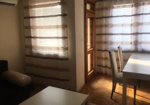 Stylish spacious flat near centre