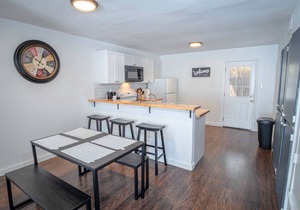 Tobin Hill 2/2 Apt1 5minDT, 2min Pearl & St Marys
