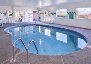 Travelodge Suites by Wyndham Newberg