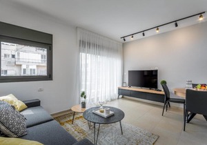 Unique 2BDR with balcony close to Gordon Beach