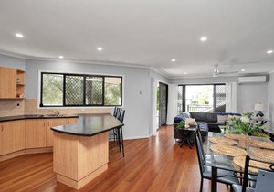Unit 2 of 6 Indigo Avenue Rainbow Beach
