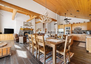 View on the Rocks. Brand new addition 2 bedrooms, game room, deck and more!