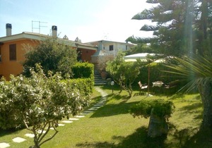 Villa Eden Beach, for 5 people, in Eden beach Village in Sorso Marittima