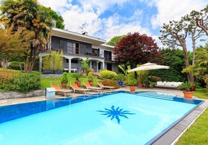 Villa Isabella - Four Bedroom Villa, Sleeps 8