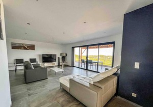 Villa T5 Premium, 200m² by Interhome