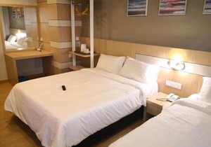 Walk In Hotel