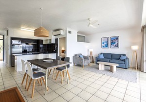 Whitsunday Apartment West 402