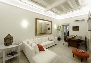 WIN-SUITE A few steps from the Spanish Steps and Via Condotti and Via del Corso
